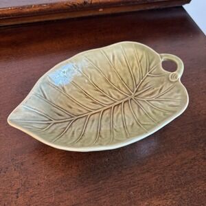 7.75" Vintage Bordallo Pinheiro Green/brown Leaf Dish 7.75"